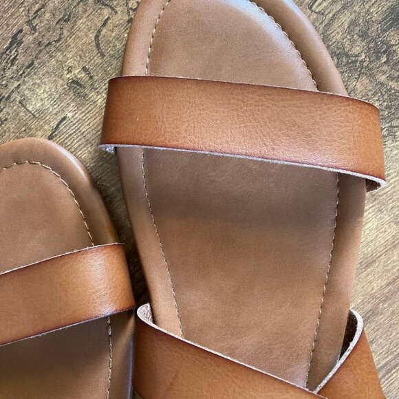 JustFab buckled brown leather flat sandals size 11 Just Fab - Picture 7 of 10